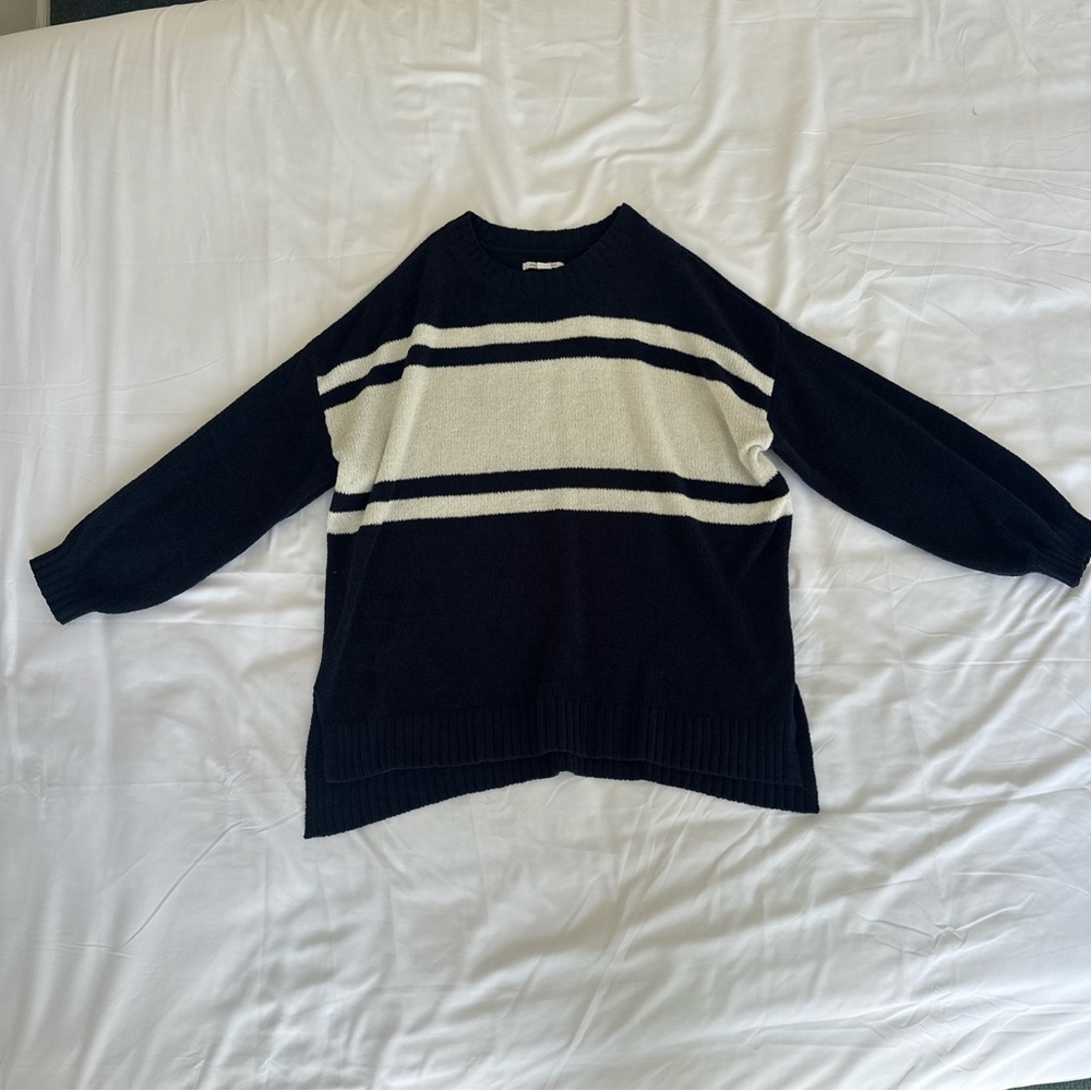 American Eagle Blue White Cozy Knit Striped Sweater Women's XS/S‎